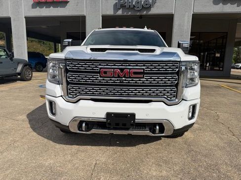 Used 2023 GMC Sierra 3500 Denali w/ Denali Ultimate Package AWD/4WD image 2