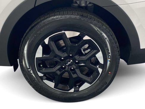 New 2026 Kia Sorento S FWD image 10