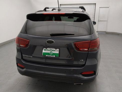 Used 2019 Kia Sorento S FWD image 7