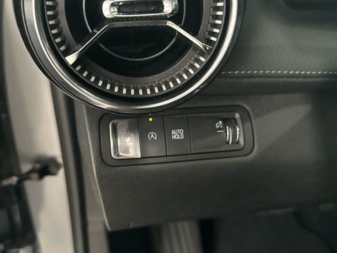 Used 2025 Chevrolet Equinox LT FWD image 23