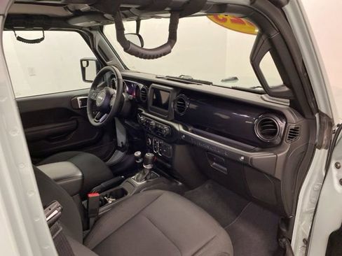 Used 2023 Jeep Wrangler Sport image 25