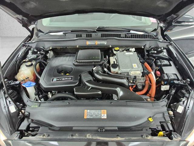 Used 2015 Ford Fusion SE FWD image 25