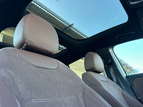 New 2026 Mercedes-Benz GLA 35 AMG 4MATIC image 15