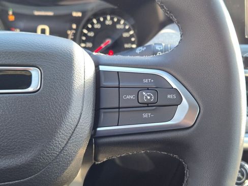 New 2026 Jeep Compass Latitude image 32