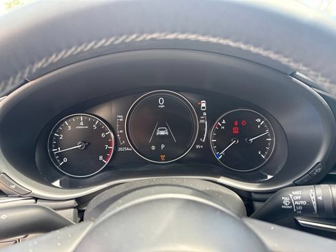 Used 2024 MAZDA MAZDA3 s FWD image 10