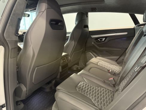 Used 2020 Lamborghini Urus AWD/4WD image 15