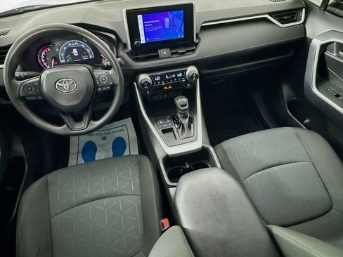 Used 2025 Toyota RAV4 XLE FWD image 26