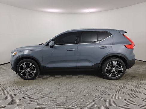 Used 2022 Volvo XC40 T5 Inscription w/ Advanced Package AWD/4WD image 4