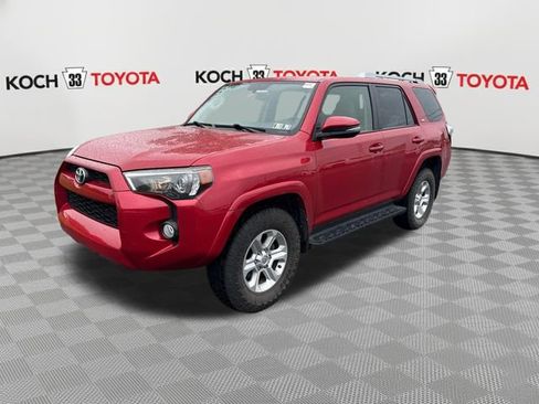 Used 2017 Toyota 4Runner SR5 Premium AWD/4WD image 3