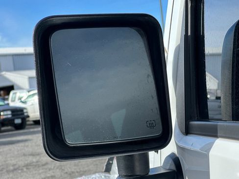 Used 2017 Jeep Wrangler Unlimited Rubicon w/ Connectivity Group image 46