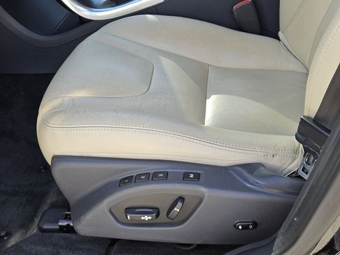 Used 2016 Volvo XC60 T5 Premier image 26