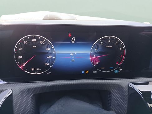 Used 2025 Mercedes-Benz CLA 250 4MATIC image 15
