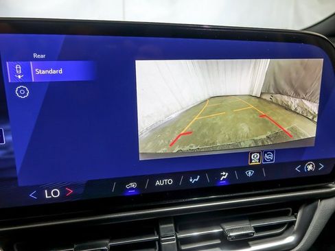 New 2026 Chevrolet Equinox EV LT w/ Midnight Package image 16