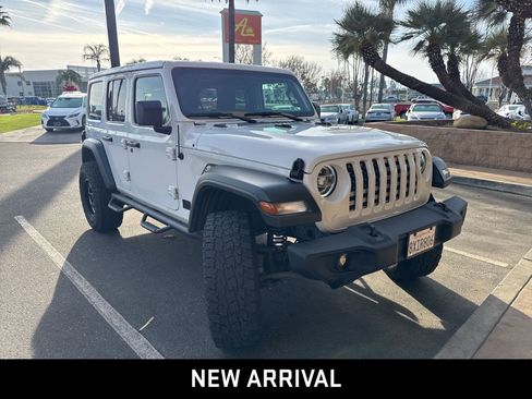 Used 2021 Jeep Wrangler Unlimited Islander image 2