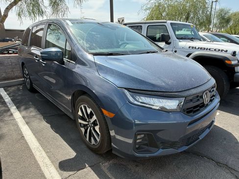 Used 2025 Honda Odyssey EX-L image 5