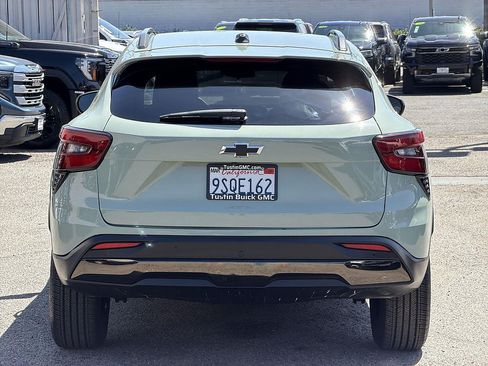 Used 2025 Chevrolet Trax ACTIV w/ Driver Confidence Package FWD image 6