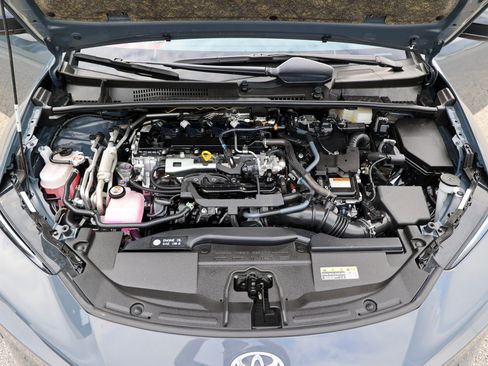 Used 2026 Toyota Prius Plug-In Hybrid FWD image 16