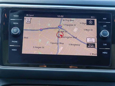 Used 2018 Volkswagen Atlas SEL Premium image 15