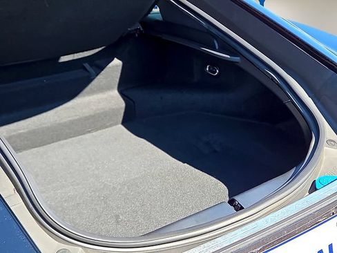 Used 2017 Jaguar F-TYPE Coupe RWD image 11