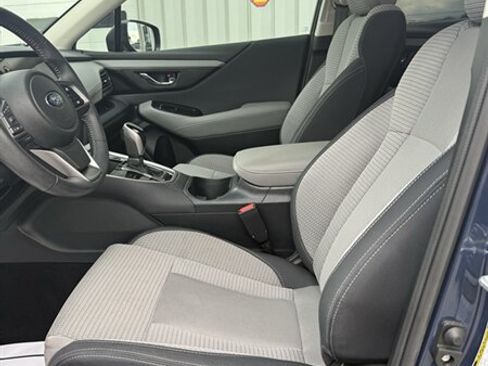 Used 2024 Subaru Outback Premium AWD/4WD image 13