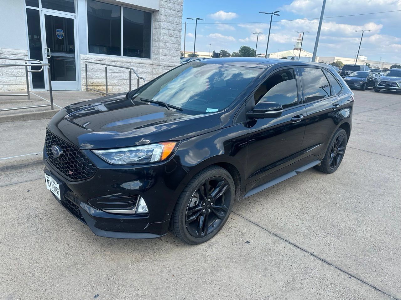 Used 2022 Ford Edge ST w/ Equipment Group 401A AWD/4WD image 6