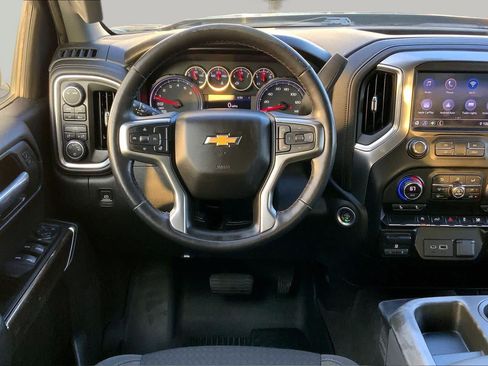 Used 2021 Chevrolet Silverado 1500 LT AWD/4WD image 6