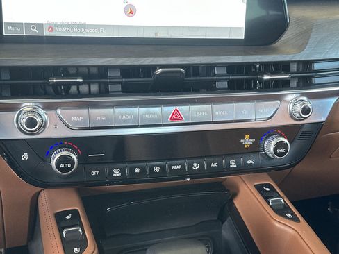 Used 2024 Kia Telluride SX X-Pro image 17