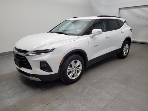 Used 2020 Chevrolet Blazer LT image 2