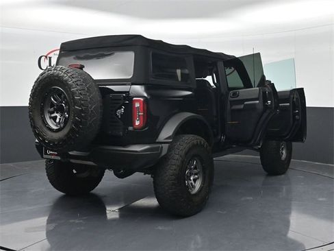 Used 2022 Ford Bronco Badlands image 36