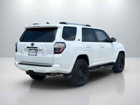 Used 2022 Toyota 4Runner SR5 RWD image 5