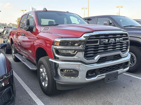 Used 2026 RAM 2500 Big Horn AWD/4WD image 3