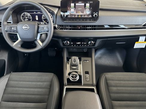 New 2026 Nissan Rogue SL AWD/4WD image 15