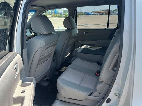 Used 2011 Honda Pilot EX image 19
