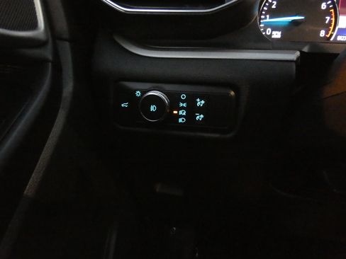 Used 2020 Ford Explorer XLT w/ Equipment Group 202A image 61