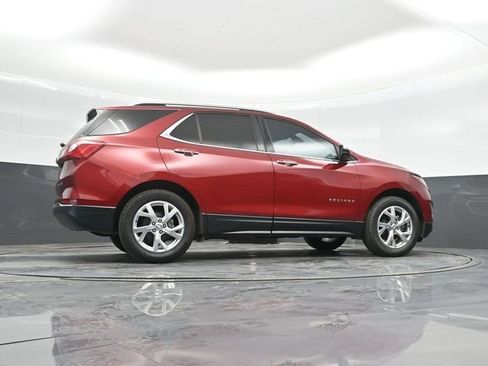 Used 2018 Chevrolet Equinox Premier image 39