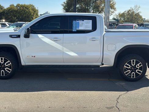 Certified 2022 GMC Sierra 1500 AT4 w/ AT4 Premium Package image 4