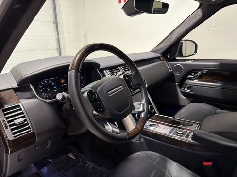 Used 2018 Land Rover Range Rover Supercharged image 9