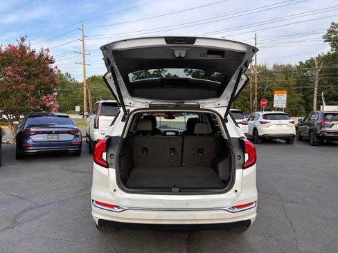 Used 2023 GMC Terrain Denali AWD/4WD image 11