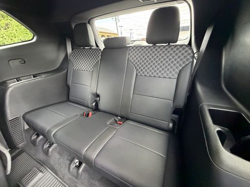 Used 2025 GMC Acadia Denali w/ LPO, Floor Liner Package AWD/4WD image 19
