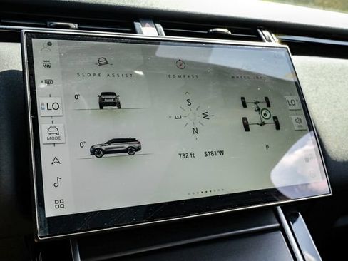 New 2026 Land Rover Range Rover Velar S AWD/4WD image 31