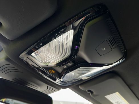 Used 2023 BMW X3 sDrive30i w/ Convenience Package image 19