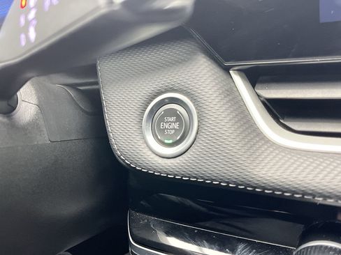 Certified 2025 Chevrolet Equinox LT image 20