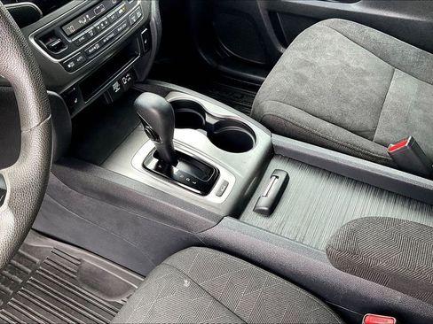 Used 2019 Honda Pilot EX image 15