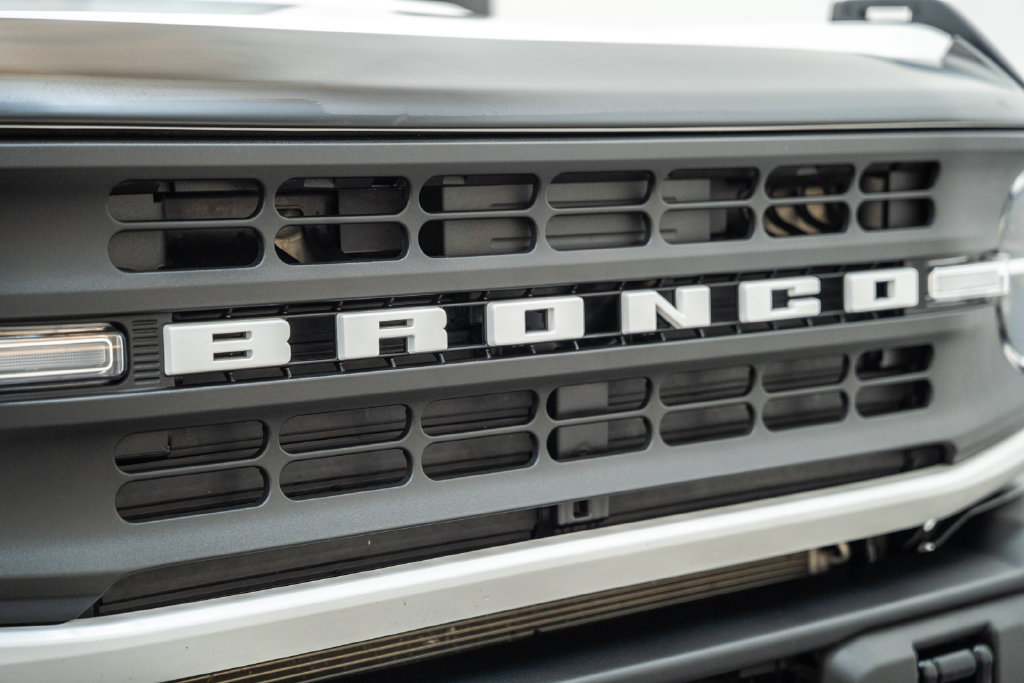 Used 2023 Ford Bronco Black Diamond AWD/4WD image 9