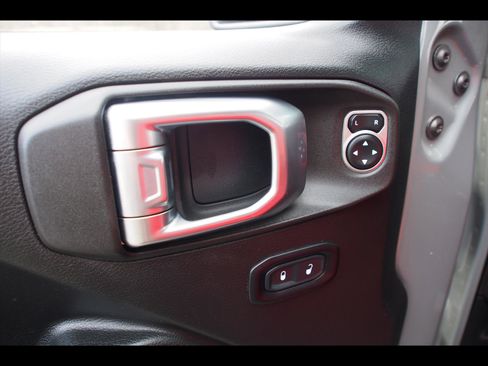 Used 2018 Jeep Wrangler Unlimited Rubicon image 21