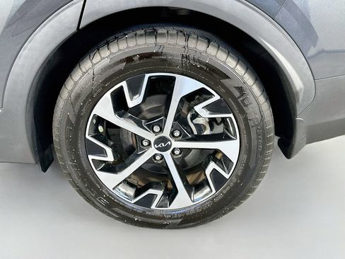 Used 2023 Kia Sportage EX FWD image 33