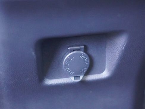 Used 2024 Toyota RAV4 LE AWD/4WD image 37