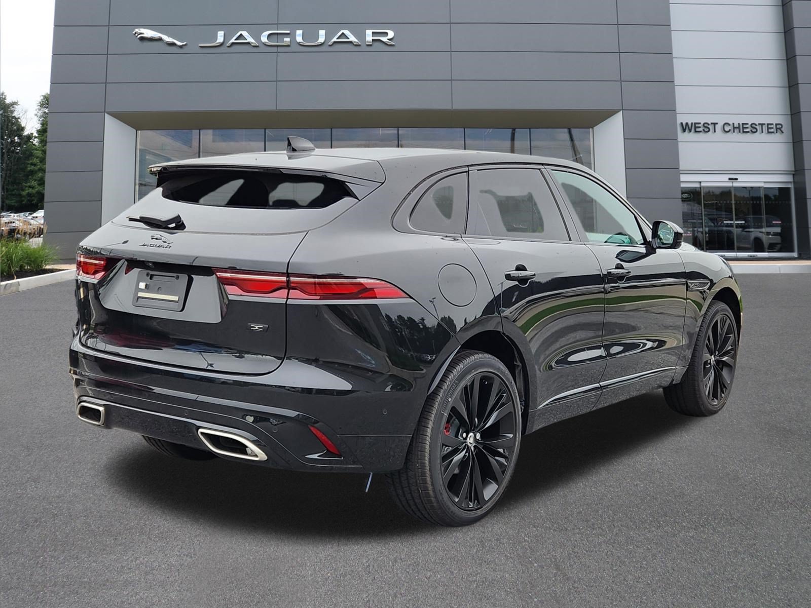 New 2026 Jaguar F-PACE R-Dynamic S AWD/4WD image 4