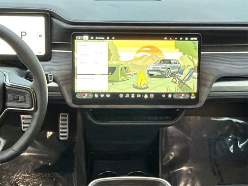 Used 2023 Rivian R1S Adventure image 25