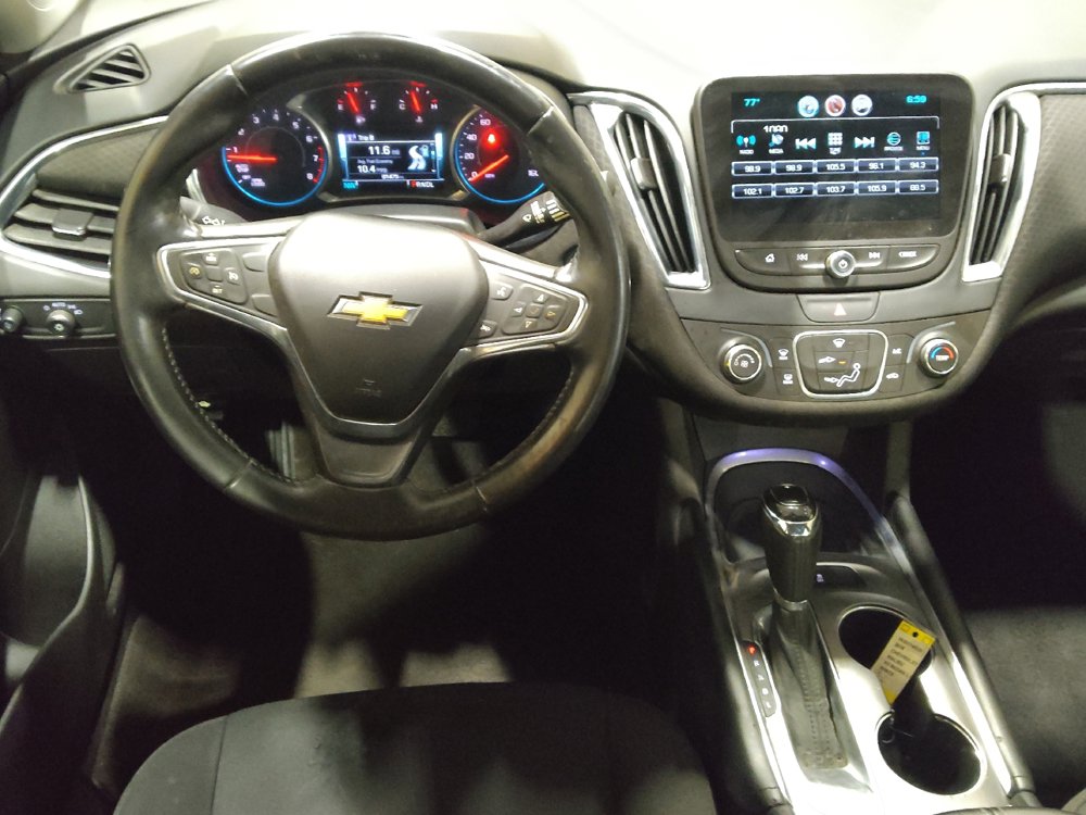 Used 2018 Chevrolet Malibu LT FWD image 22